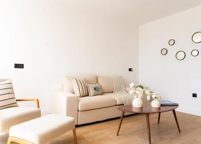 Luxury Apartment With Jacuzzi & Sea Views Cotillo Apartman