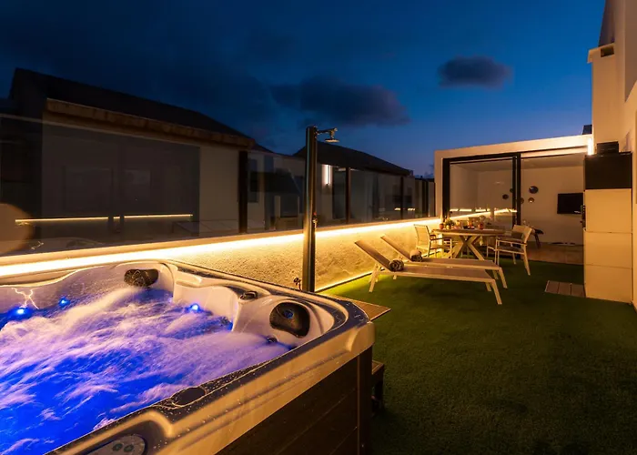 Luxury Apartment With Jacuzzi & Sea Views Cotillo Cotillo