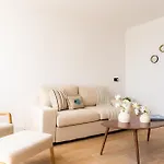 15a With Jacuzzi & Sea Views Apartment