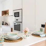 15a With Jacuzzi & Sea Views Apartment *