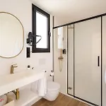 Apartment 15a With Jacuzzi & Sea Views *
