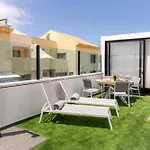 15a With Jacuzzi & Sea Views *