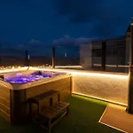 15a With Jacuzzi & Sea Views Apartment *