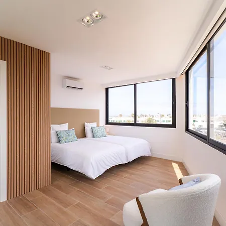 C. Mar 15a Apto Moderno Con Jacuzzi Y Vista Mar Cotillo