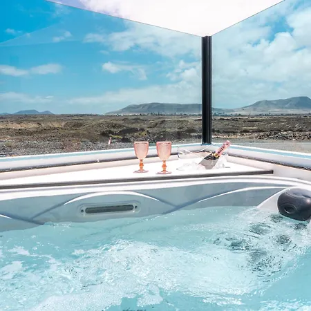 アパート 15a Sea Views, Jacuzzi & Bbq Cotillo