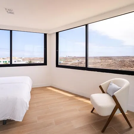 15a Sea Views, Jacuzzi & Bbq *