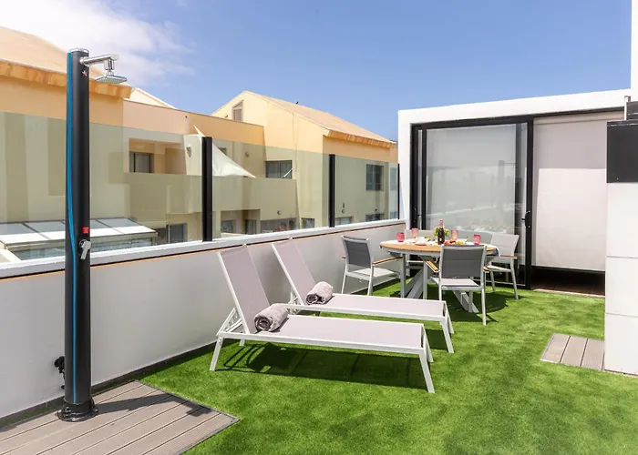 C. Mar 15a Apto Moderno Con Jacuzzi Y Vista Mar *